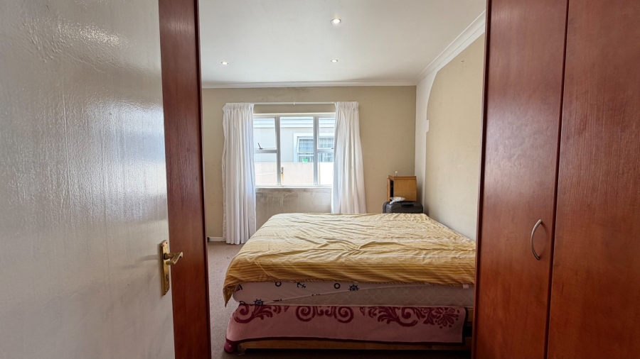 3 Bedroom Property for Sale in Gordons Bay Central Western Cape